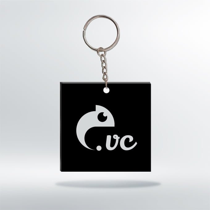Chaveiro personalizado quadrado em acrílico colorido, fabricado pela Imprima.vc